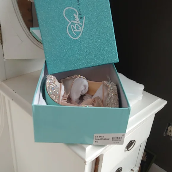 Blue by Betsey Johnson Pink and Silver Rhinestone Heels - Picture 5 of 6